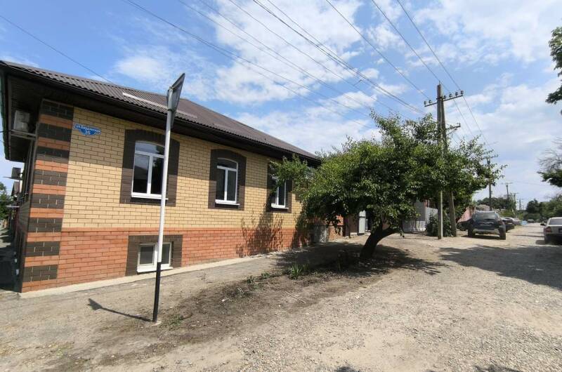 Изображение Изображение коттеджа "Дом без хозяев на набережной" #5 #3