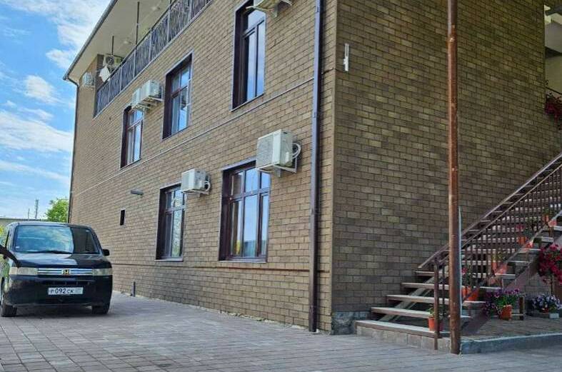 Изображение частного сектора "Гостевой дом «Лазурь»" #1