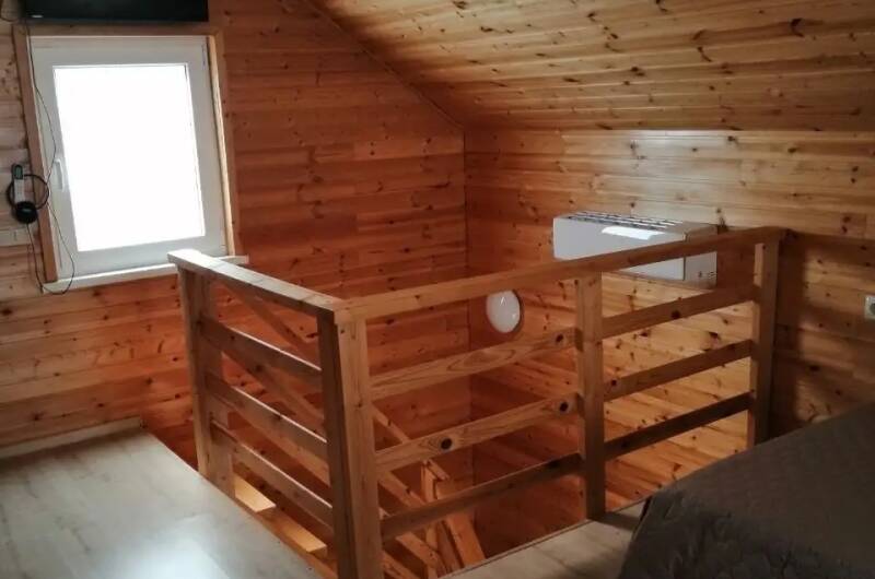 Изображение Изображение коттеджа "Деревянный домик у озера Абрау" #5 #3