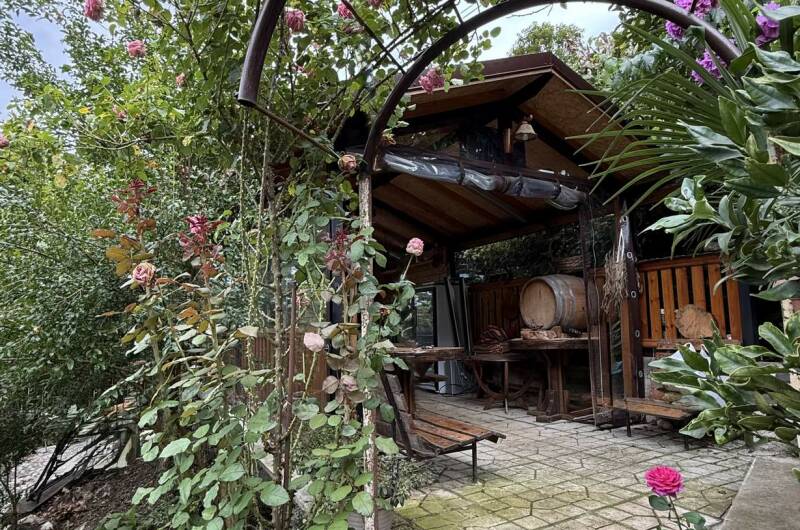 Изображение Изображение базы отдыха "Эко-Домики «у Абони»" #11 #9